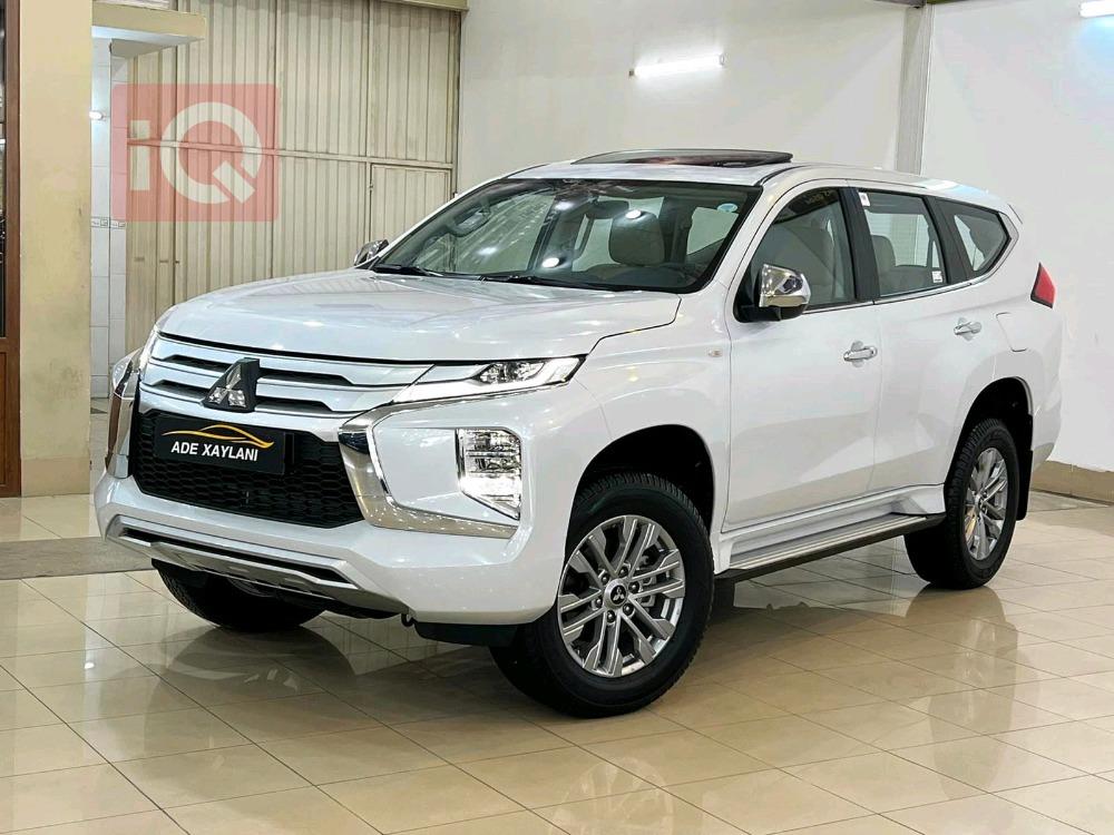 Mitsubishi Montero Sport